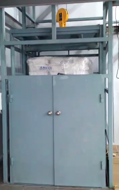 Видео. Шахтный подъемник грузоподъемностью 2500 кг